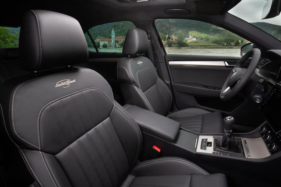 Интерьер Skoda Superb Laurin & Klement 2019 года  (WW) (фото 54 из 93)